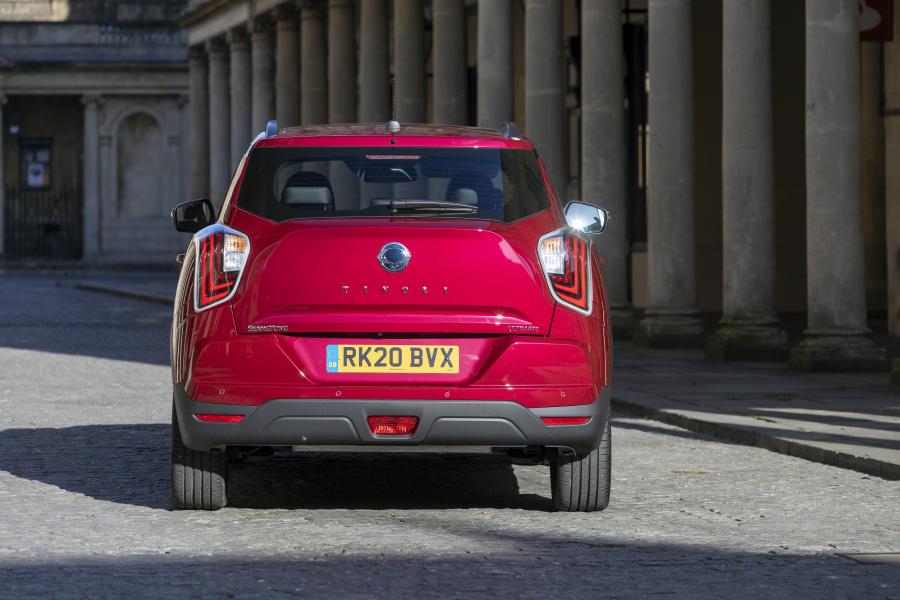  SsangYong Tivoli Ultimate 2020 года  (UK) (фото 38 из 63)